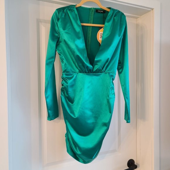 Green Satin Spandex Party Dress! - Picture 3 of 9